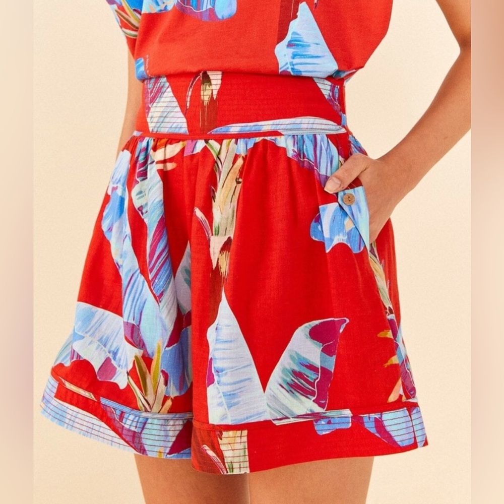 NWT FARM Rio Sweet Jungle Shorts in Red - Size M
